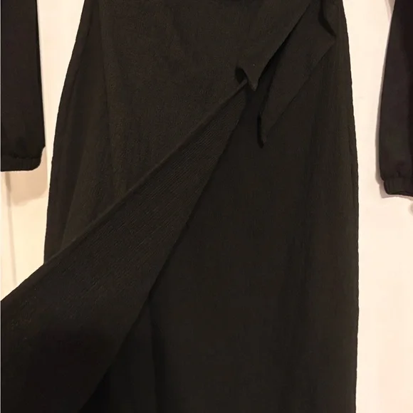H&M Black Long Sleeve Wrap Midi Dress - Picture 5 of 8